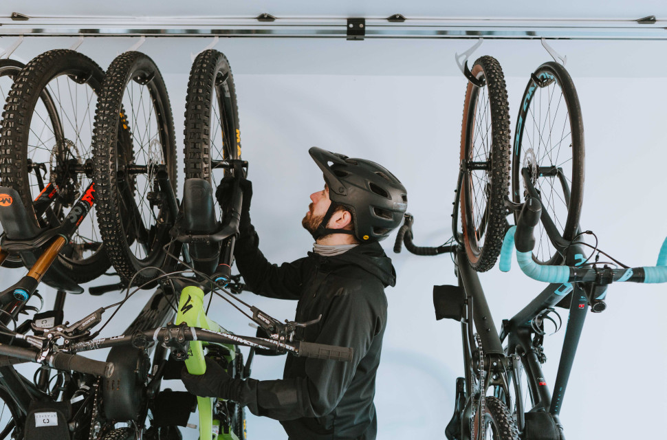 2022 stash spacerail lifestyle hero.jpg The Stashed SpaceRail is a clothes rail for your bikes