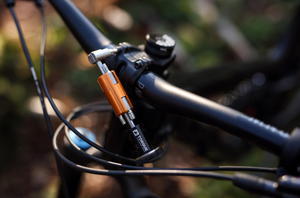 2022 torque covert 7 crank multi tool in use .jpg Five mountain bike setup mistakes beginners make