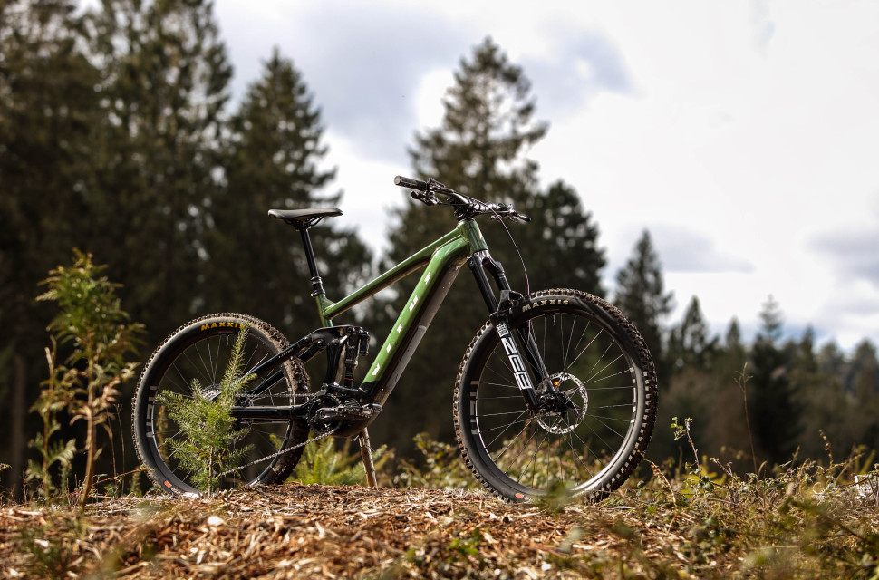 2022 vitus e-sommet vrx hero.jpg First Look: Vitus E-Sommet VRX - A mulleted enduro e-bike