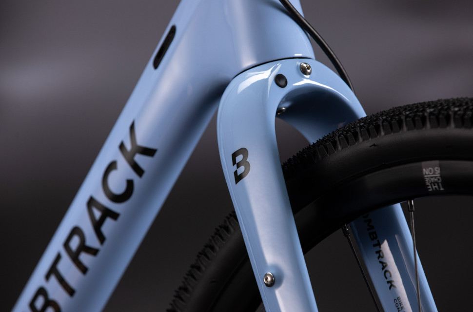 2023 bombtrack hook ext c fork.jpg Traffic Distribution expands into UK market