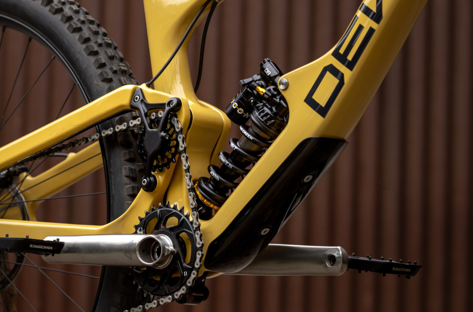 2023 cane creek tigon hero.jpg Cane Creek's Tigon shock combines air and coil tech