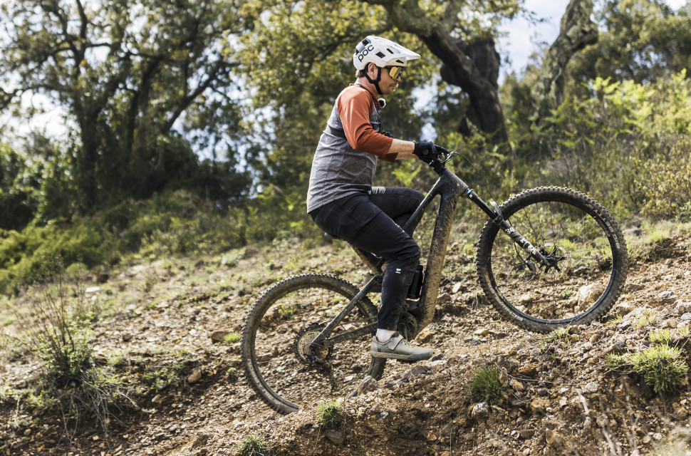 2023 canyon neuron on cf 8 cover.jpg Canyon Neuron:ON CF 8 first ride review