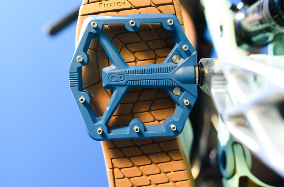 2023 crankbrothers stamp 1 hero.jpg Crankbrothers updates the composite Stamp 1 pedal