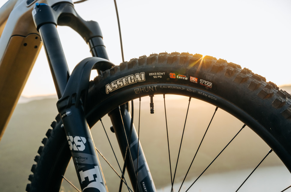2023 hunt e-mtb wheel hero.jpg Hunt unveils its latest E_All Mountain EMTB-specific wheelset