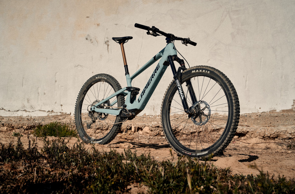 2023 lapierre e-zesty hero.jpg Lapierre redefines its e-MTB vision with the latest E-Zesty