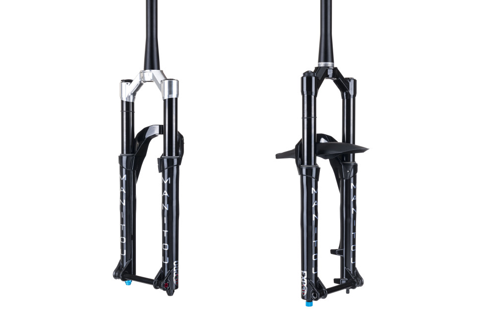 2023 manitou junit hero.jpeg Manitou adds the small bike friendly Junit to the fork range