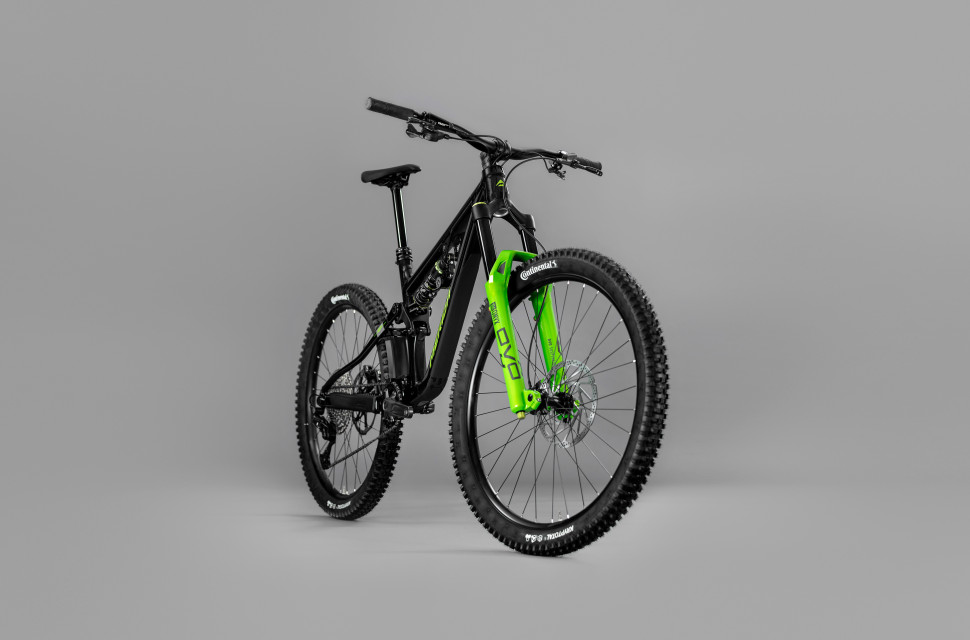 2023 merida one-sixty fr hero.jpg Merida’s One-Sixty FR gets more travel and a coil shock