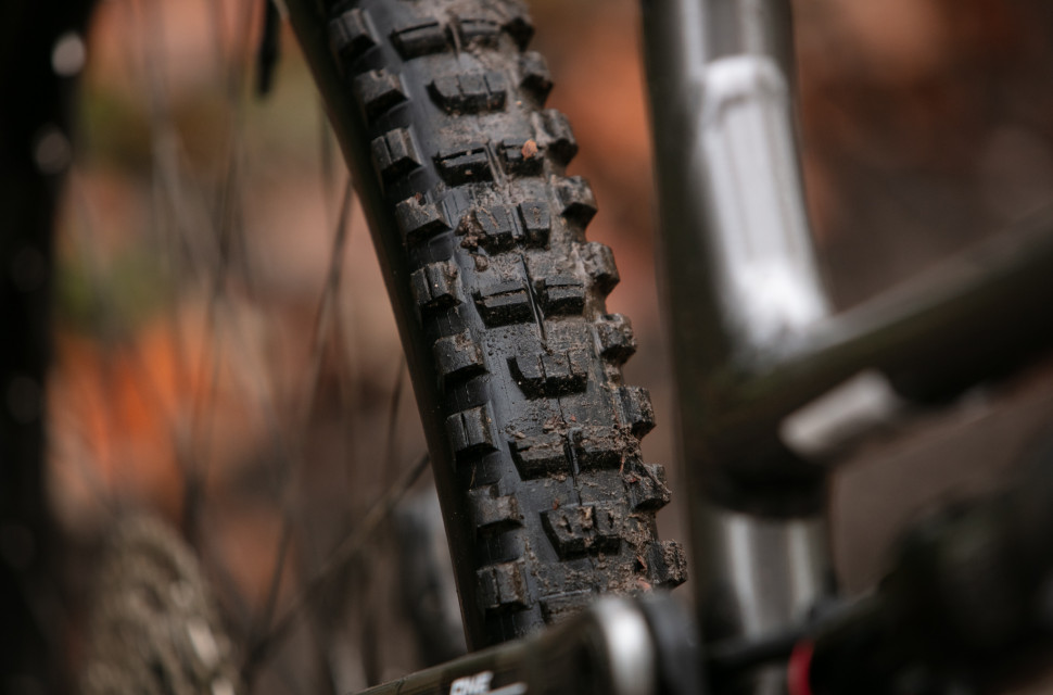 2023 merida one-sixty rear tyre.jpg Tubed vs tubeless tyres – everything you need to know