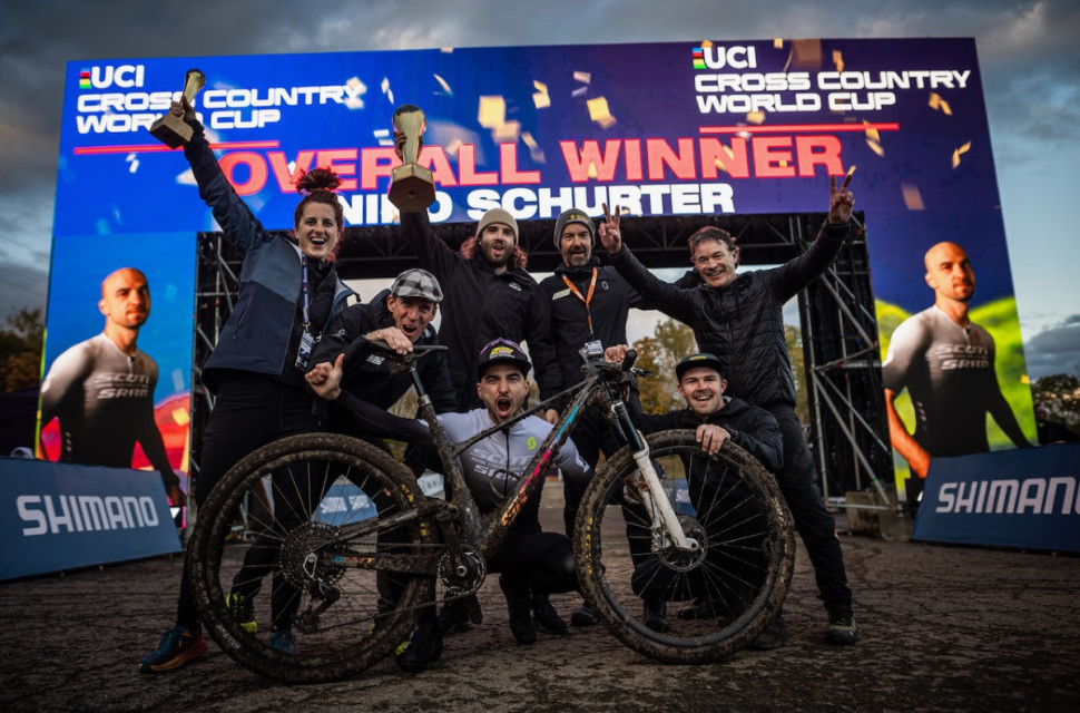 2023 nino 9th win hero.jpg Nino Schurter secures ninth World Cup title in dramatic final