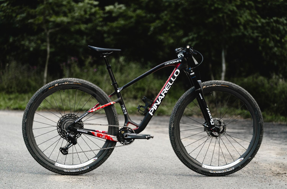 2023 pinarello dogma xc ht hero.jpg Pidcock and Ferrand-Prévot race new Pinarello hardtail