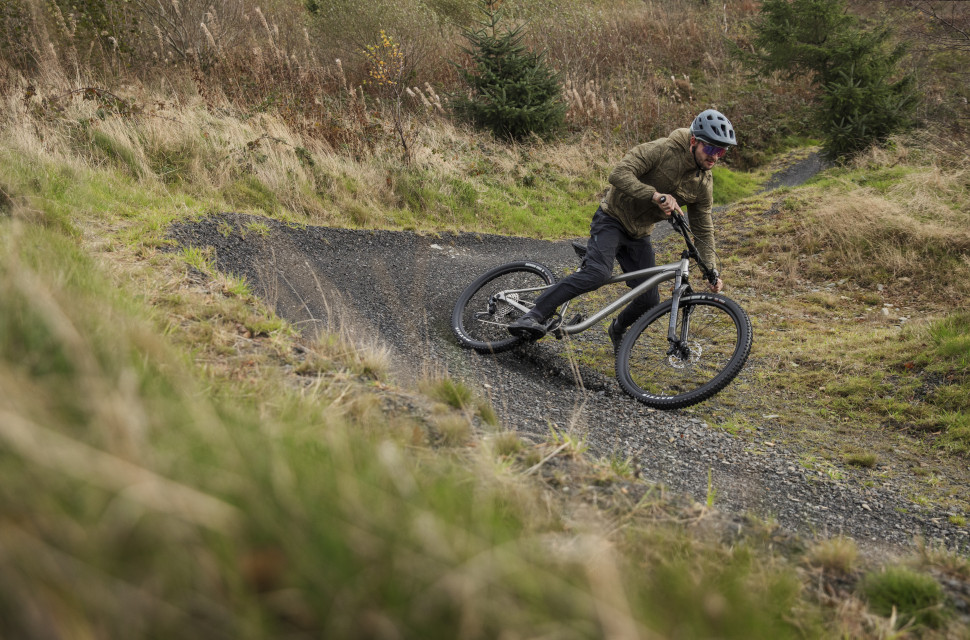 2023 saracen mantra lsl hero.jpg Saracen Mantra LSL updated for 2023
