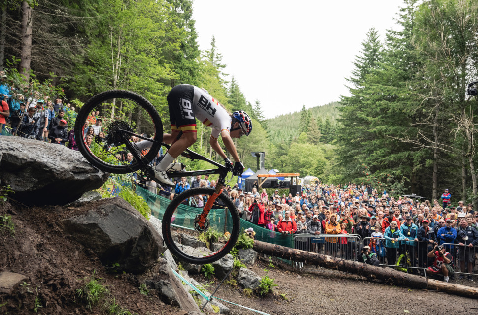 2023 uci world champ sco rock roll 2.jpg Do technical courses make for better cross-country MTB racing?