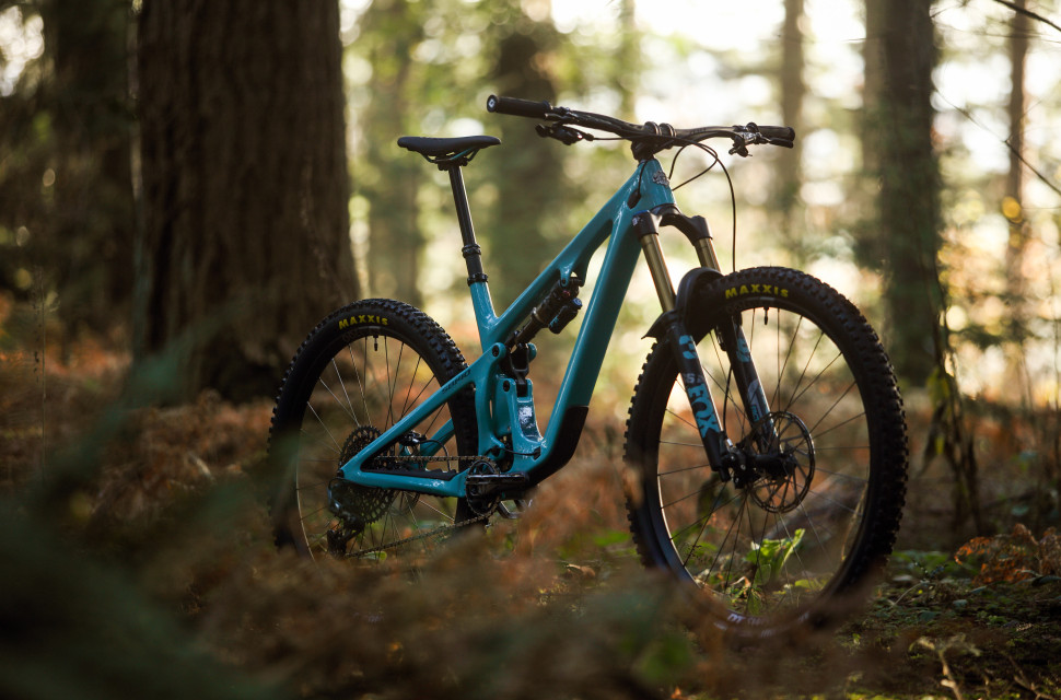 2023 yeti sb140 hero.jpg 2023 yeti sb140 hero.jpg