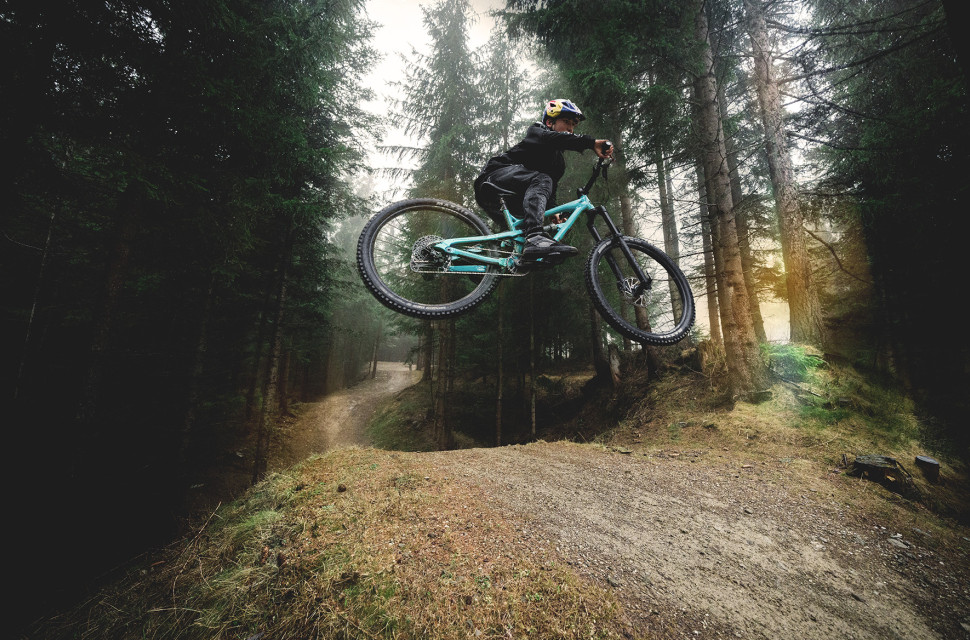 2023 yt industries jeffsy primus hero.jpg YT Industries expands Jeffsy Primus range with new 27.5-inch option
