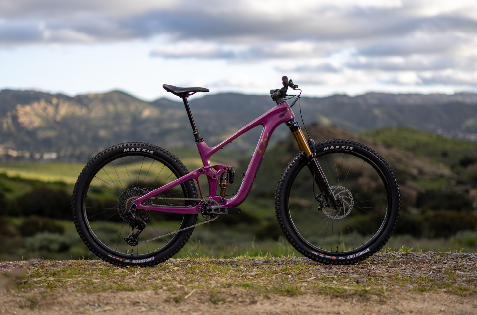 2024 Liv Intrigue X Advanced 0_1.jpg Liv goes peak trail with the Intrigue X mountain bike