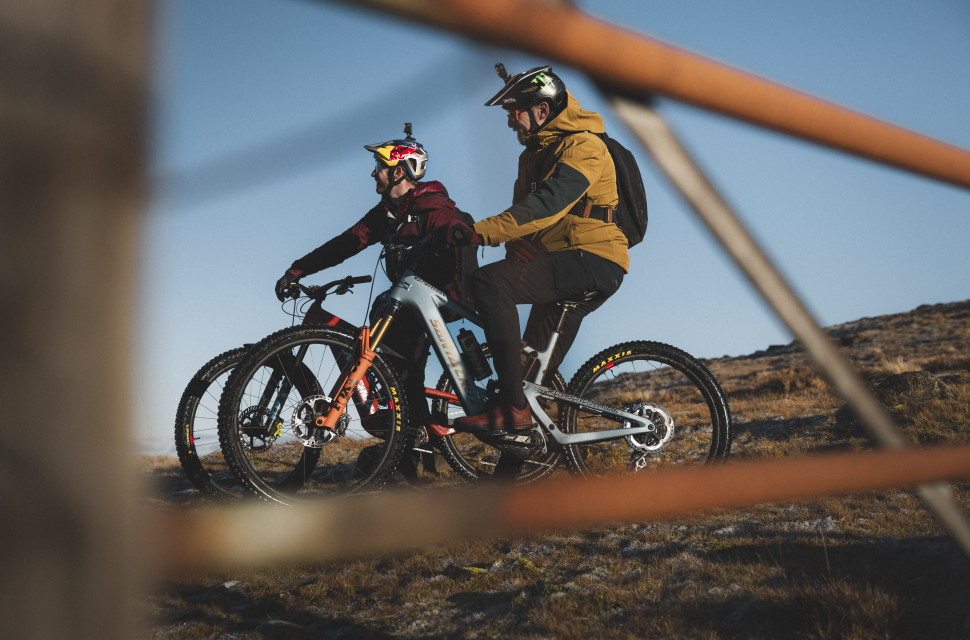 2024 danny mac and steve pete.jpg Video: Danny Macaskill and Steve Peat ride the Isle of Skye