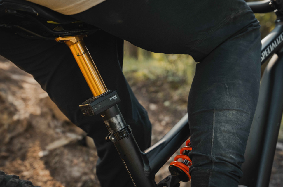 2024 fox transfer neo 2.jpg Fox ditches the cables with its first wireless dropper, the Transfer Neo