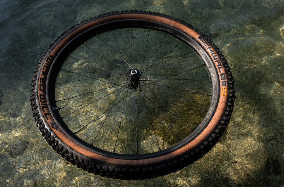2024 fulcrum metal carbon hero.jpg Fulcrum moves into trail with the Metal Carbon and Metal ALX wheelsets