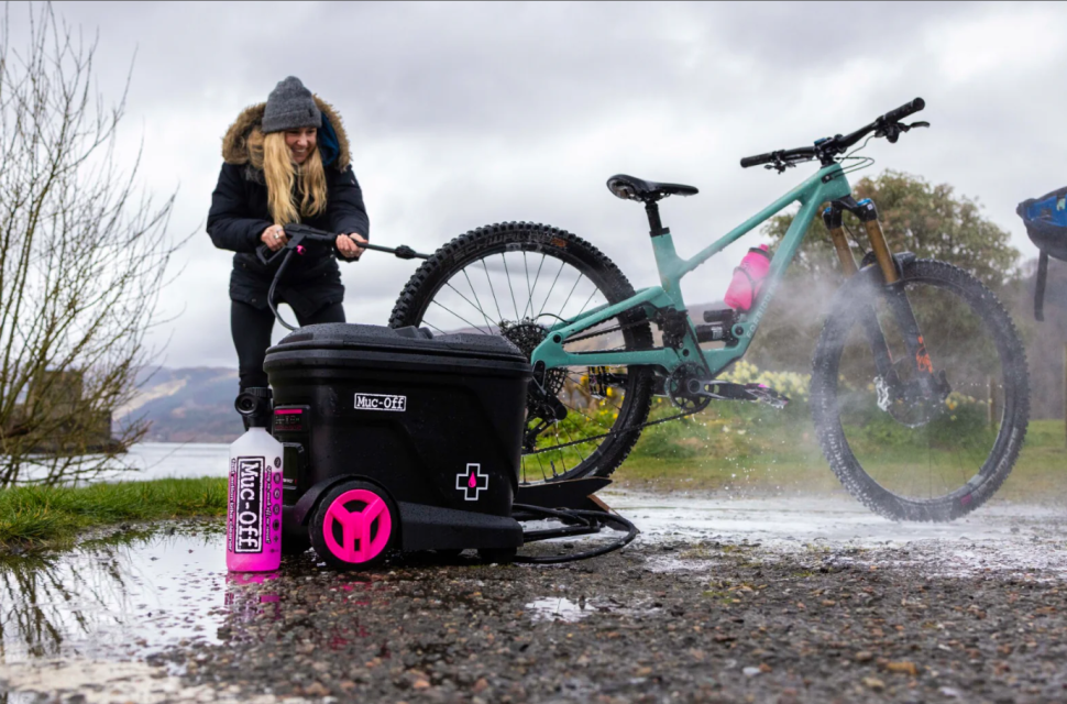 2024 muc off portable jet wash 1.png New Muc-Off portable pressure washer gets snow foam function and runs off of a battery