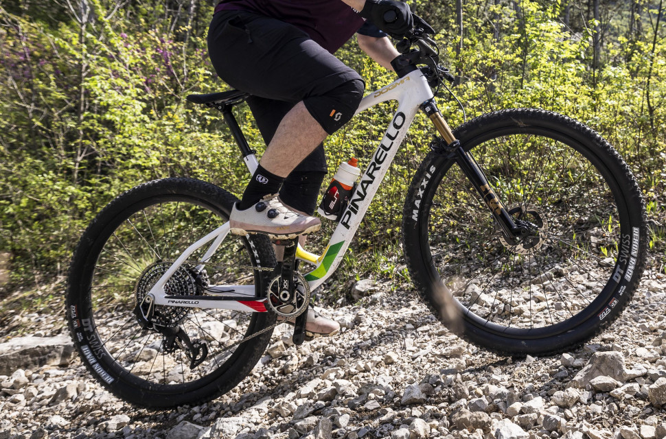 2024 pinarello dogma xc ht riding hero.jpg Pinarello Dogma XC Hardtail first ride review