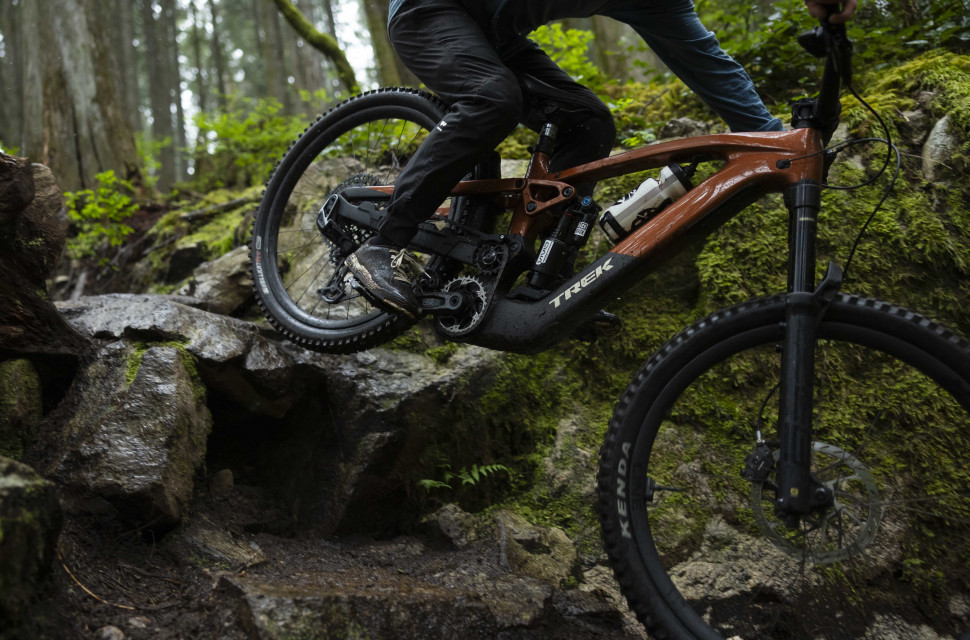 2024 trek slashplus riding.jpg Trek joins the lightweight enduro e-MTB race with the Slash+