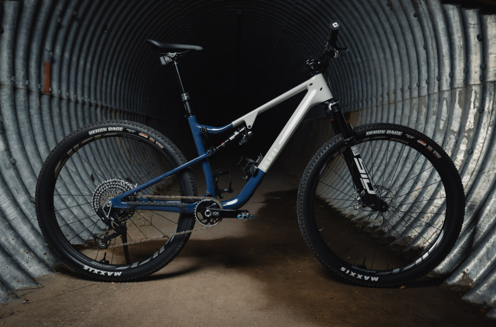 2025 ari signal 3.0 hero.jpg Ari updates its Signal Peak 3.0 cross-country bike