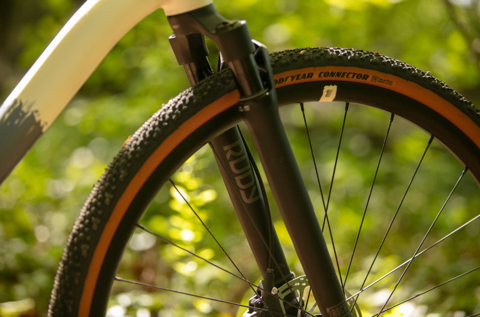 2025 boardman trvl fork 2.jpg Ignore the naysayers, gravel suspension WILL make you faster! Here's why I think it should be standard on all gravel bikes