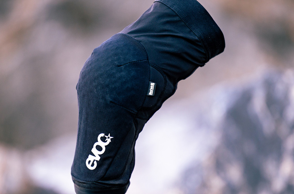 2025 evoc knee hero.jpg EVOC expands its protectives offering with knee and elbow pads