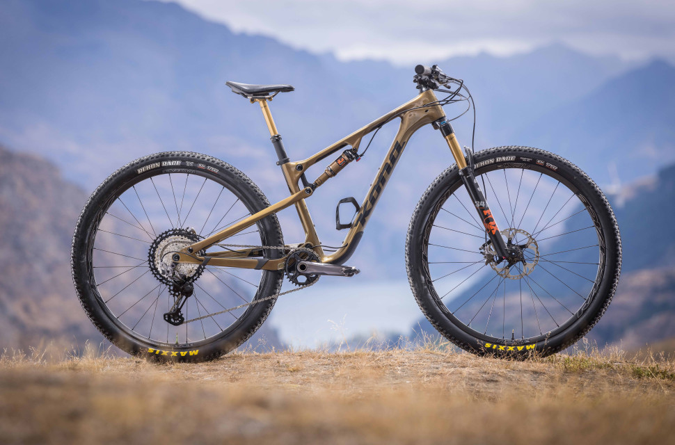 2025 kona hei hei hero.jpg Kona’s tenth-gen Hei Hei features a frame and suspension redesign