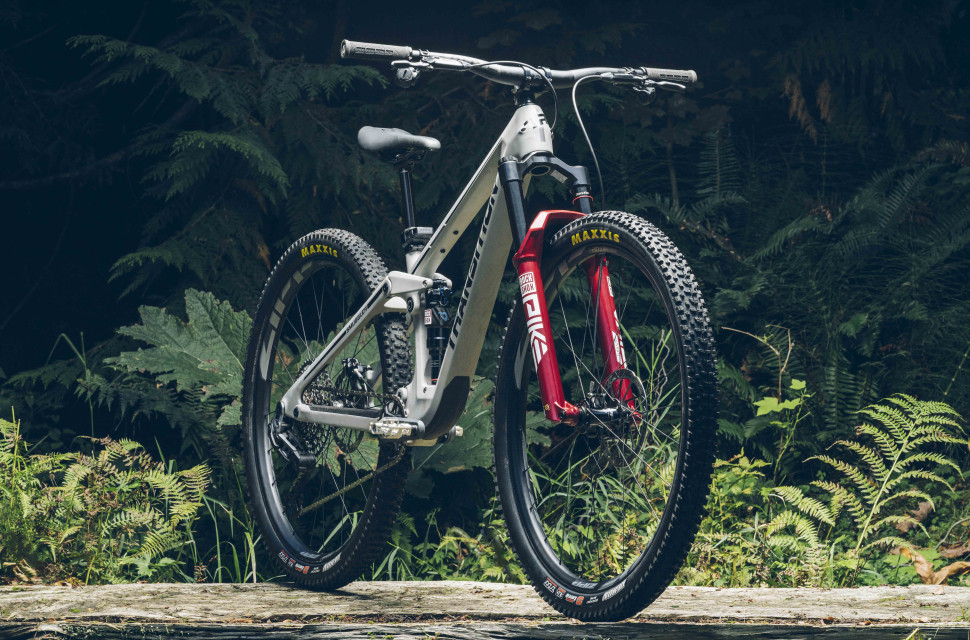 2025 rockshox red.jpg Which RockShox fork is right for you in 2025? Your ultimate guide to all the models, details and specs