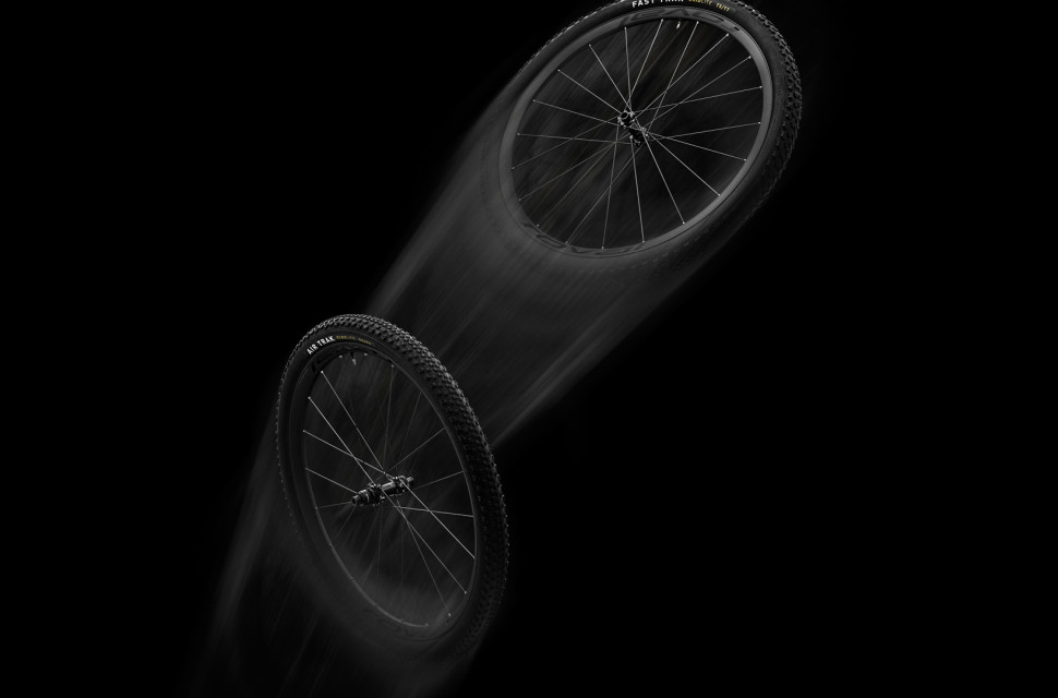 2025 spesh roval world cup.jpg New Roval Control World Cup wheels claim a sub-1kg weight
