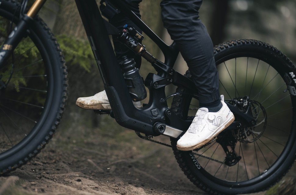 2025 yt industries decoy 29 sn motor close.jpg Electric mountain bikes might be getting lighter, but they're still a bit too heavy for me