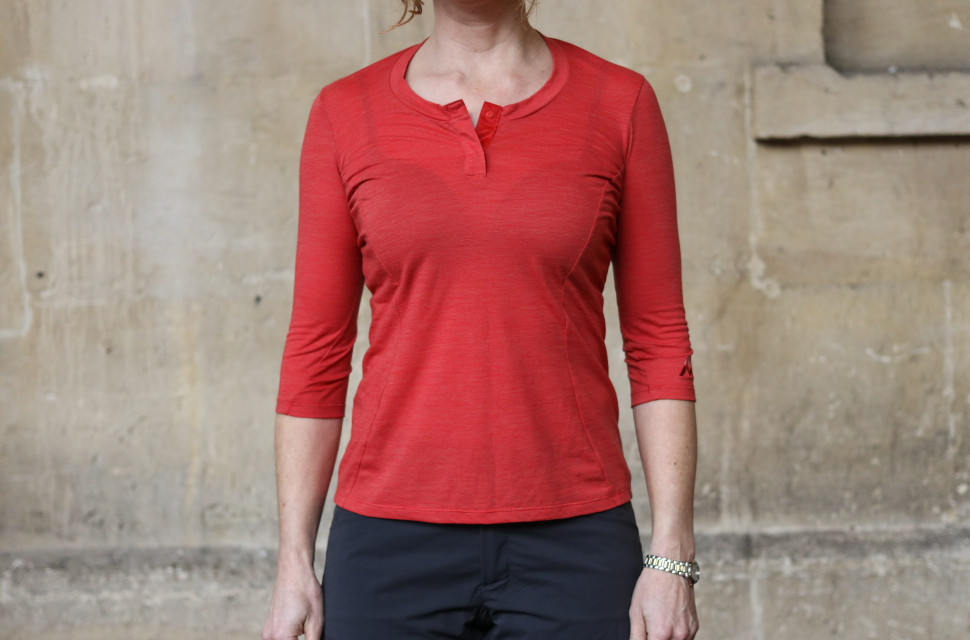 7Mesh Inc Desperado Henley Womens Baselayer-1.jpg 7Mesh Inc Desperado Henley Womens Baselayer-1.jpg