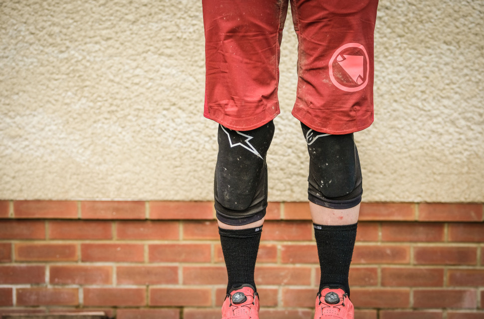 Alpinestars Paragon plus knee pads-12.jpg Alpinestars Paragon plus knee pads-12.jpg