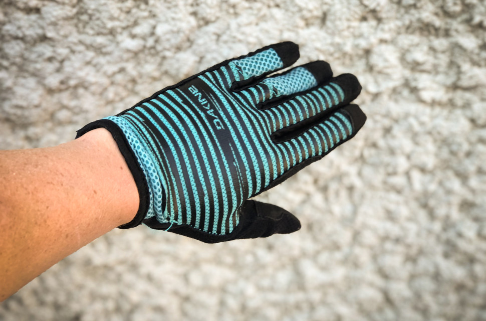 Dakine Covert Gloves Women-1.jpg Dakine Covert Gloves Women-1.jpg