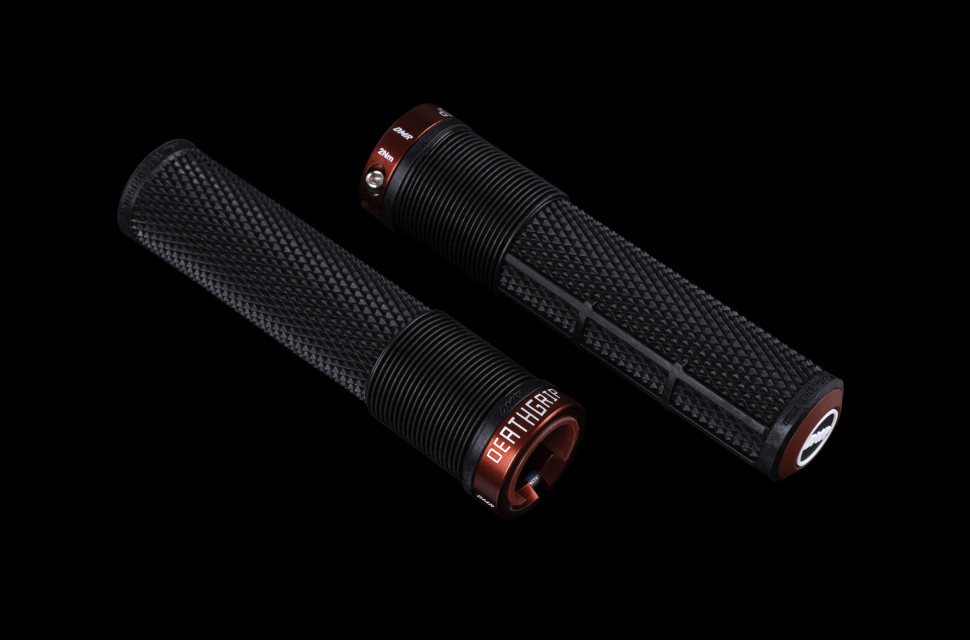 Deathgrip2_Race_ Non Flange_BBG.jpg Subtle changes and big differences - how the DMR Deathgrip2 came to be