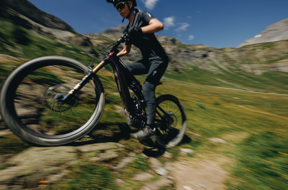 ETSC7731.jpg Specialized launches alloy Levo 4 e-MTBs, with same 3.1 motor and 840Wh battery, and prices start at £5,199