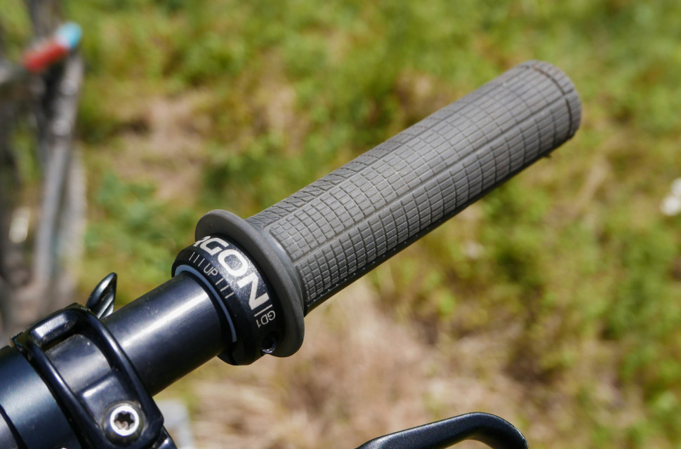 Ergon-GD1-grips-review-101.jpg Ergon-GD1-grips-review-101.jpg