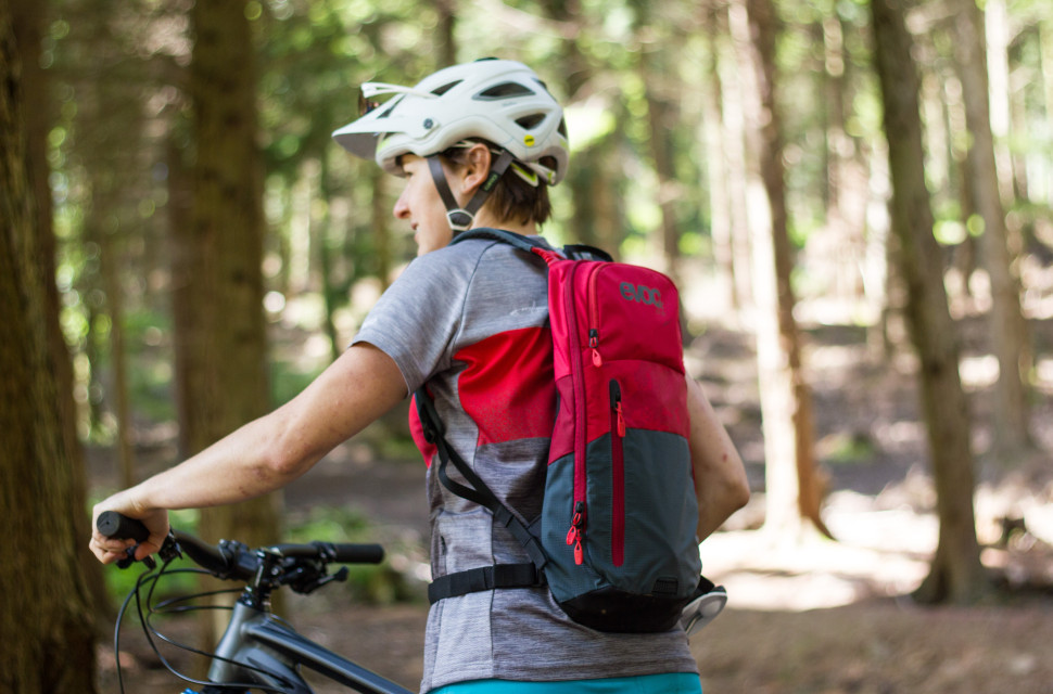 Evoc CC6L-2.jpg Off-Road Opinion: To Pack Or Not To Pack