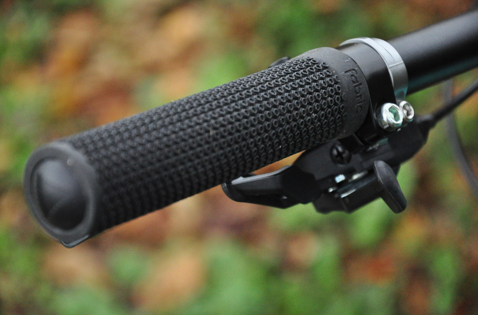 Fabric-AM-grip-review-100.jpg Fabric-AM-grip-review-100.jpg
