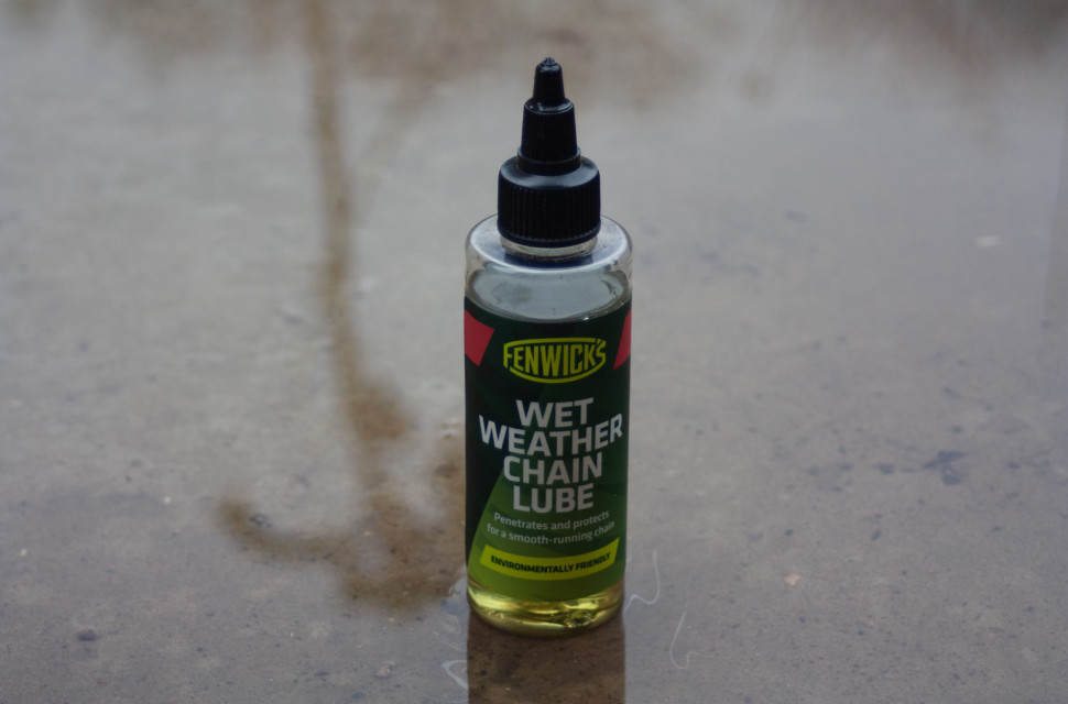 Fenwicks-Wet-Weather-Chain-Lube-review3.jpg Fenwicks-Wet-Weather-Chain-Lube-review3.jpg