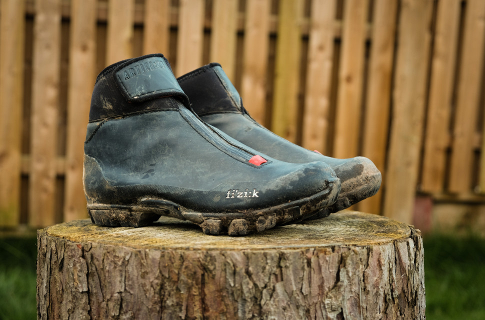 Fizik Artica X5 SPD shoes-1.jpg Fizik Artica X5 SPD shoes-1.jpg