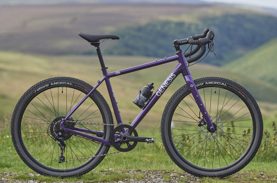 GN23300_Fugio10_Packshots_001.jpg Genesis unveils updated Fugio with aluminium frame