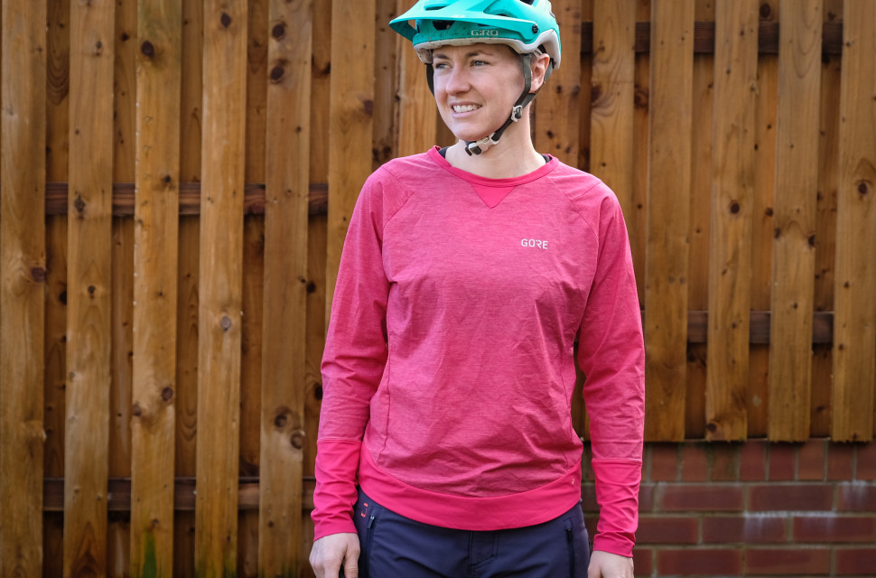 GORE C5 Women Trail Long Sleeve Jersey-2.jpg GORE C5 Women Trail Long Sleeve Jersey-2.jpg