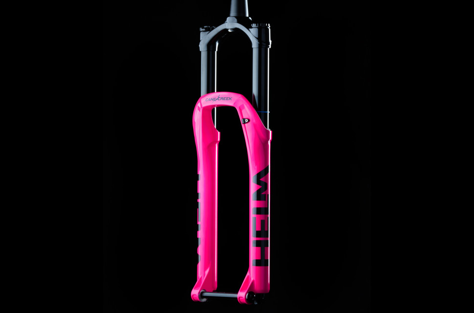 Cane Creek Helm MKII suspension fork 2021 Cane Creek announces new HELM MKII fork with Hot Pink launch edition
