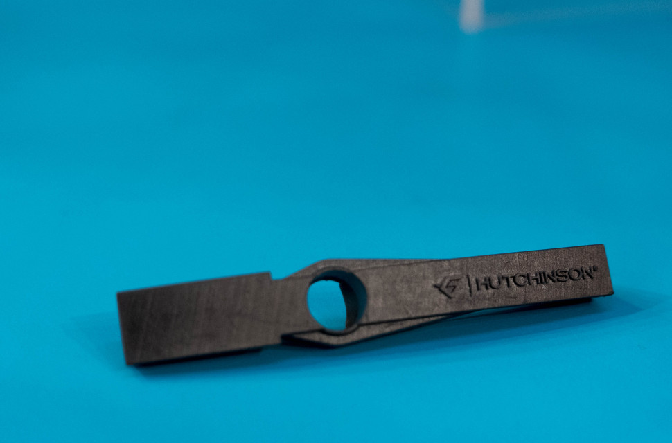 Hutchinson-tyre-sensor-100.jpg This sensor from Hutchinson knows everything about your tyres
