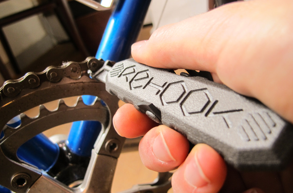 Rehook chain tool The bike tool you didn't know you needed but now you want - Rehook replaces dropped chains