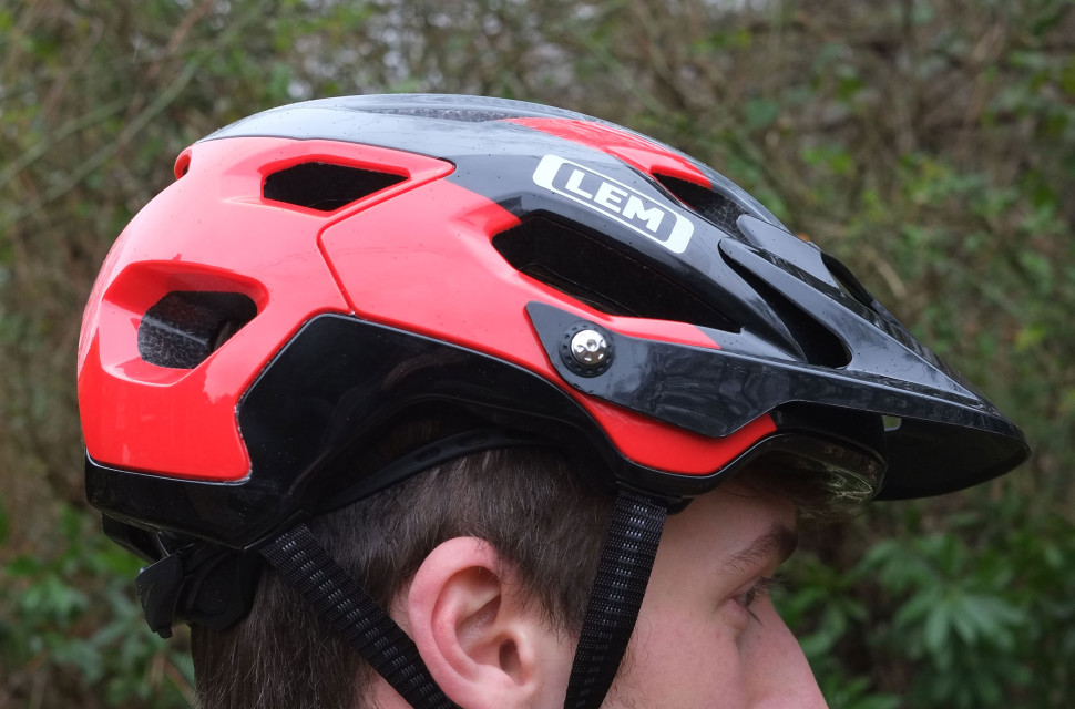 Lem-flow-helmet-review-4.jpg Lem-flow-helmet-review-4.jpg