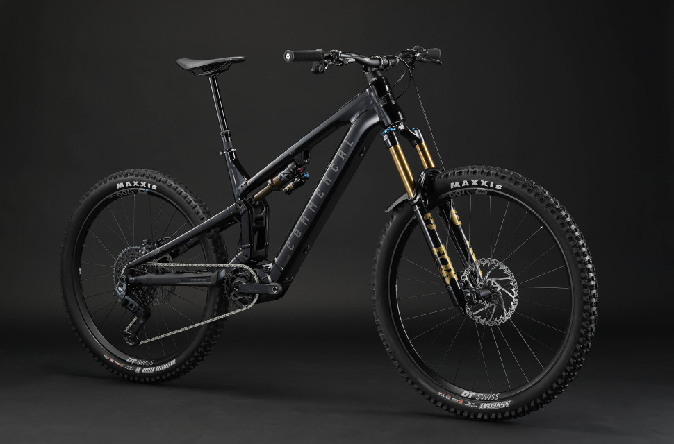 META POWER DJI PURE BLACK-3.jpg Commencal unveils all new Meta Power SX, becoming the latest MTB brand to partner with DJI... but you'll have to wait until spring 2026
