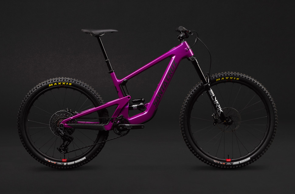 Santa Cruz Heckler SL Say hello to the Santa Cruz Heckler SL - an 18.5kg full-suspension e-MTB